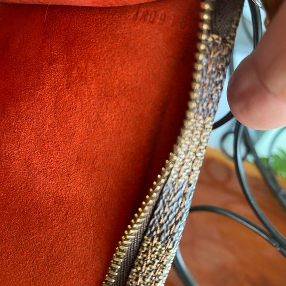 Louis Vuitton Damier Ebene Canvas Pochette with Crossbody Chain - Picture 9 of 12